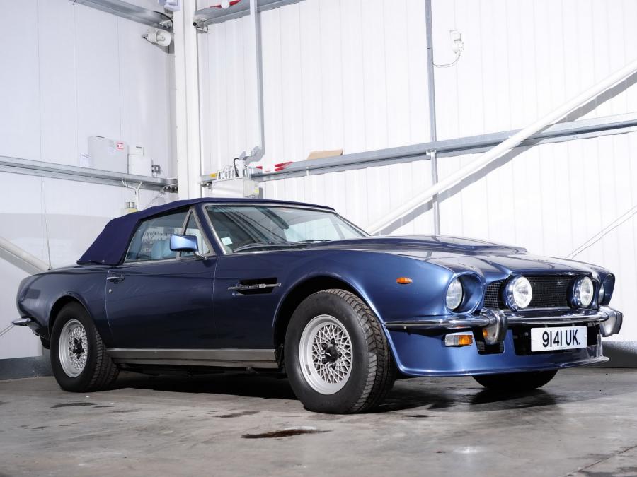  Aston Martin V8 Volante (Series I) 1978 года  (UK) (фото 27 из 30)